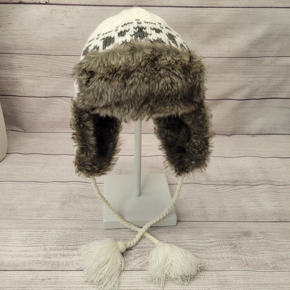 Cream and Gray Knitted Winter Hat with Faux Fur and Tassels